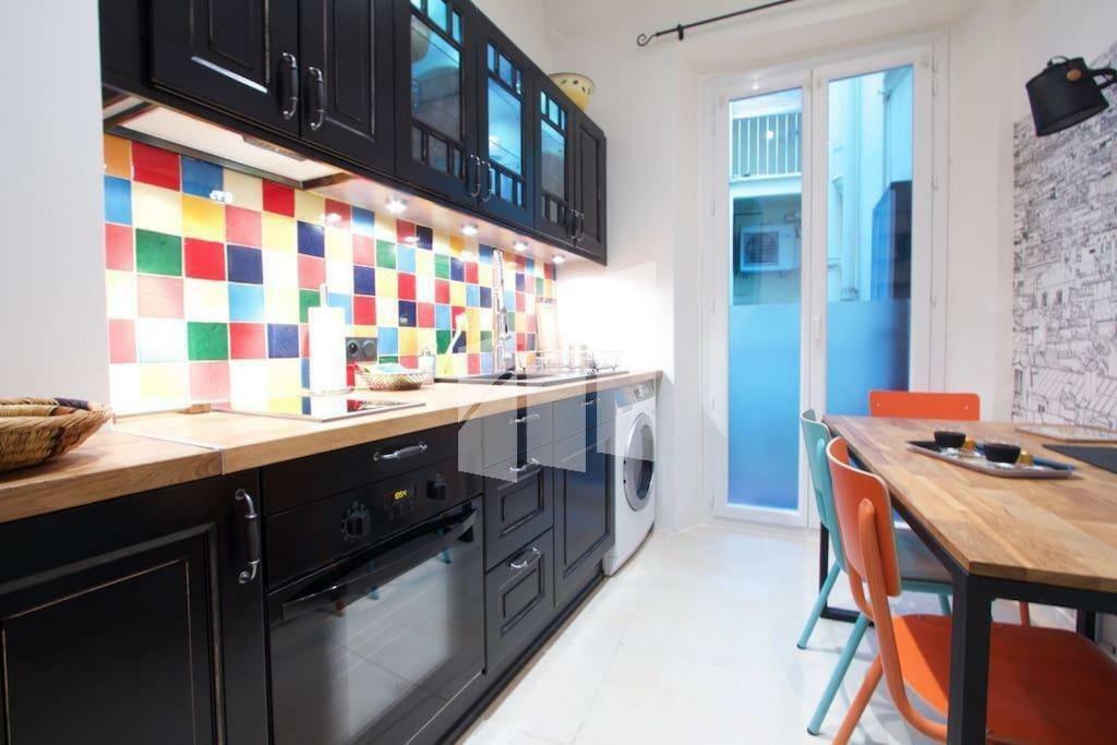 Lovely Cosy Flat In Nice Old Town Bagian luar foto